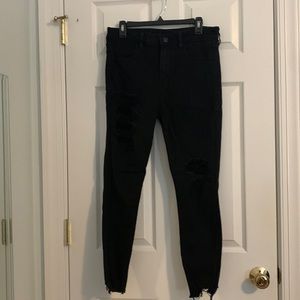 American Eagle Black Distressed High Rise Jegging